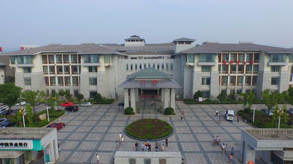 ����ɽ����ҽԺ�����ĵ�����ϵͳ������Ŀ